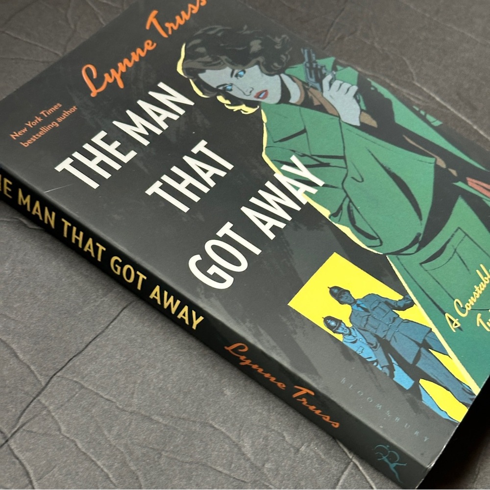 The Man That Got Away by Lynne Truss | Fiction, Mystery | Paperback Book - Picture 3 of 7